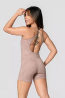 Macaquinho Jacquard Felina Off-White Serela - Coleção Corpo Livre - Dynamique