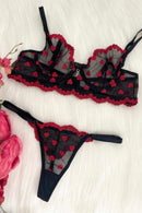 Conjunto Coleção Serela - Coração Que Ama - em Tule Sem Bojo Preto C/ Vermelho