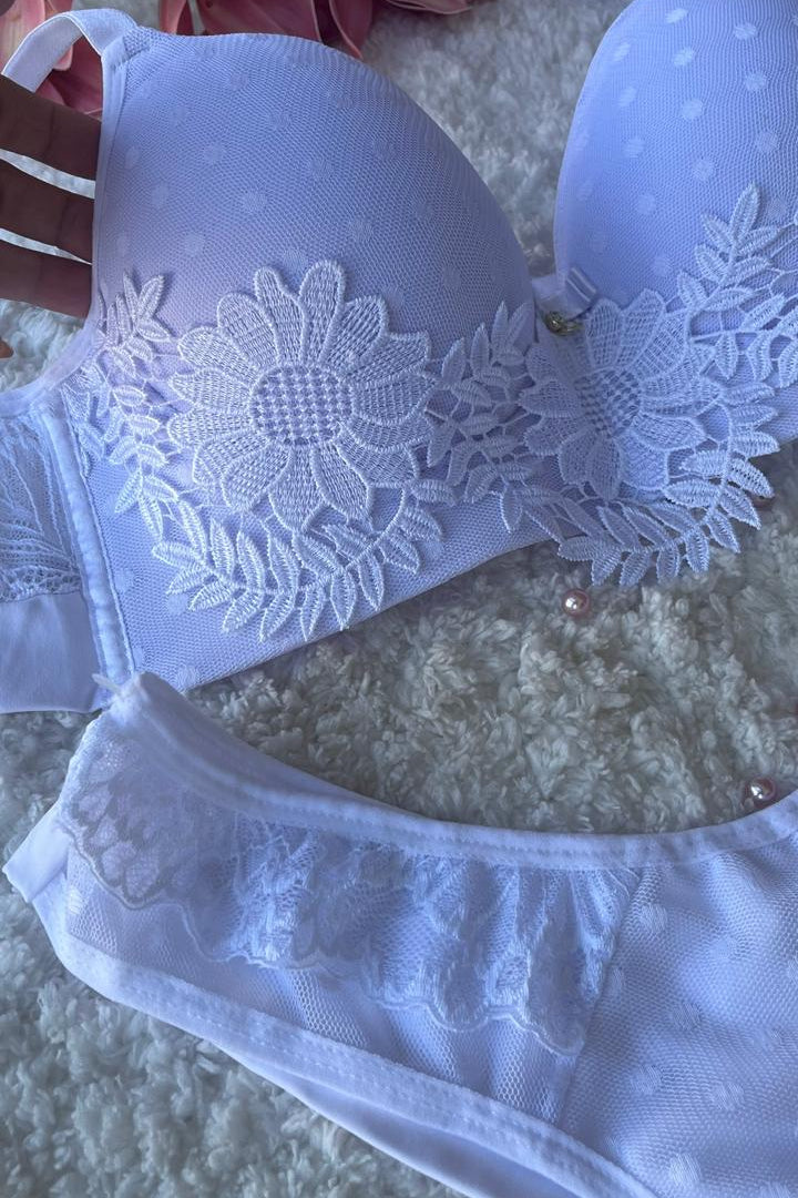 Conjunto Giuppir Branco Serela Coleção - Noites Quentes - Jolie Femme