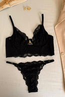 Conjunto Cropped Renda Sem Bojo e Calcinha Fio Preto Serela Coleção - Sem Pudor -Allure
