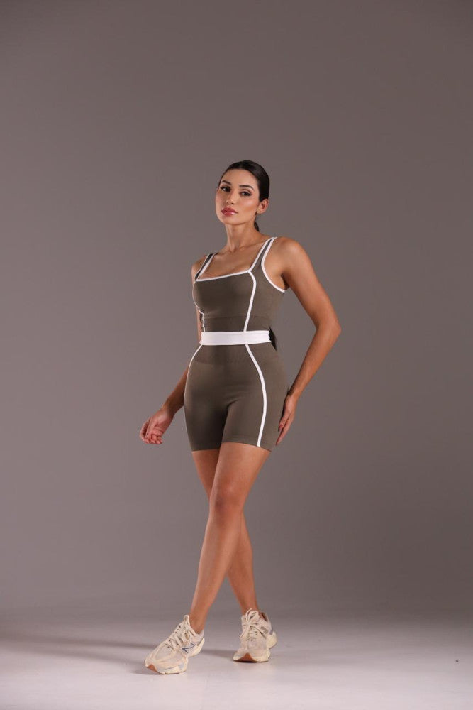 Macaquinho Serela Verde Oliva - Coleção Corpo Livre - Désir Sportif